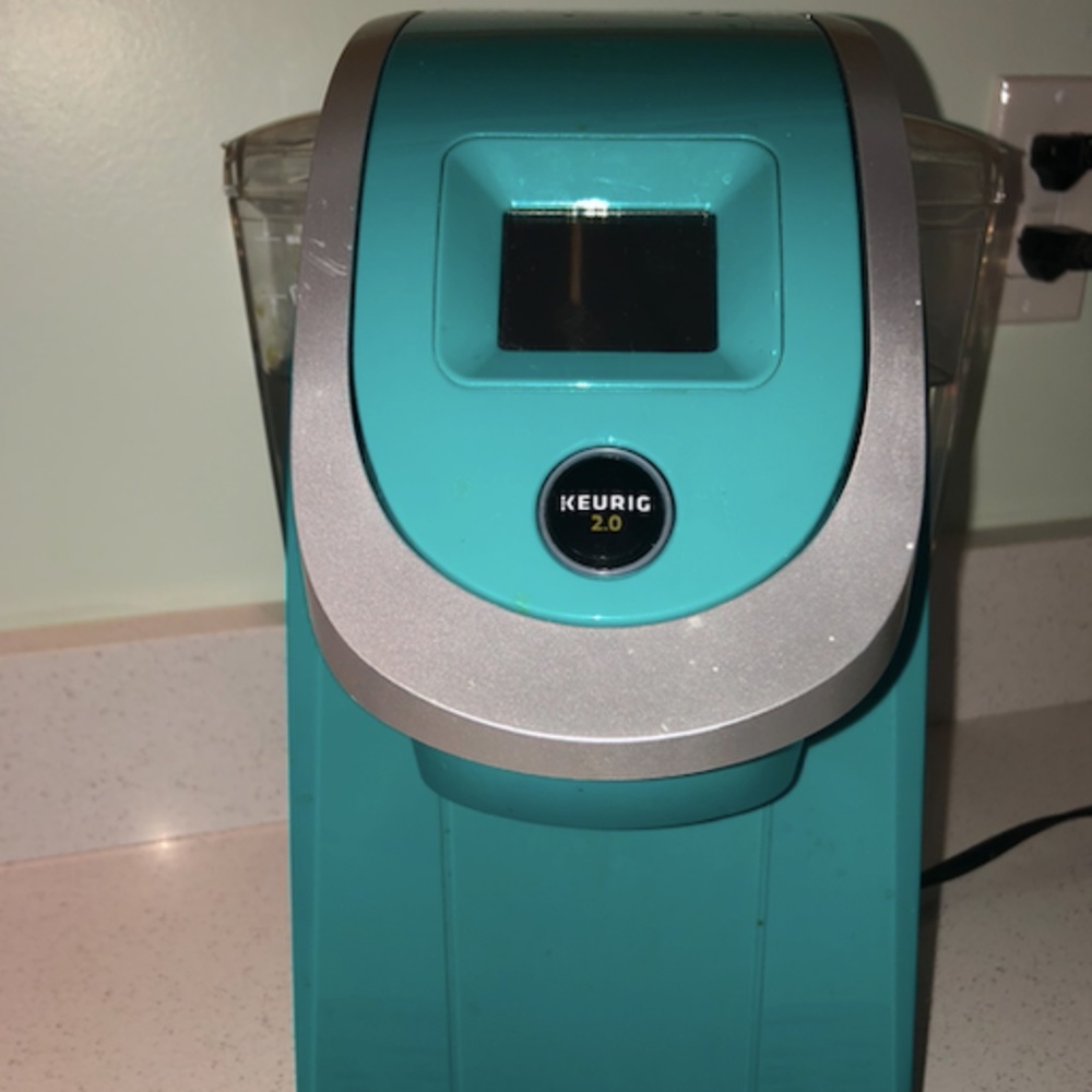 Used Teal Keurig 2.0